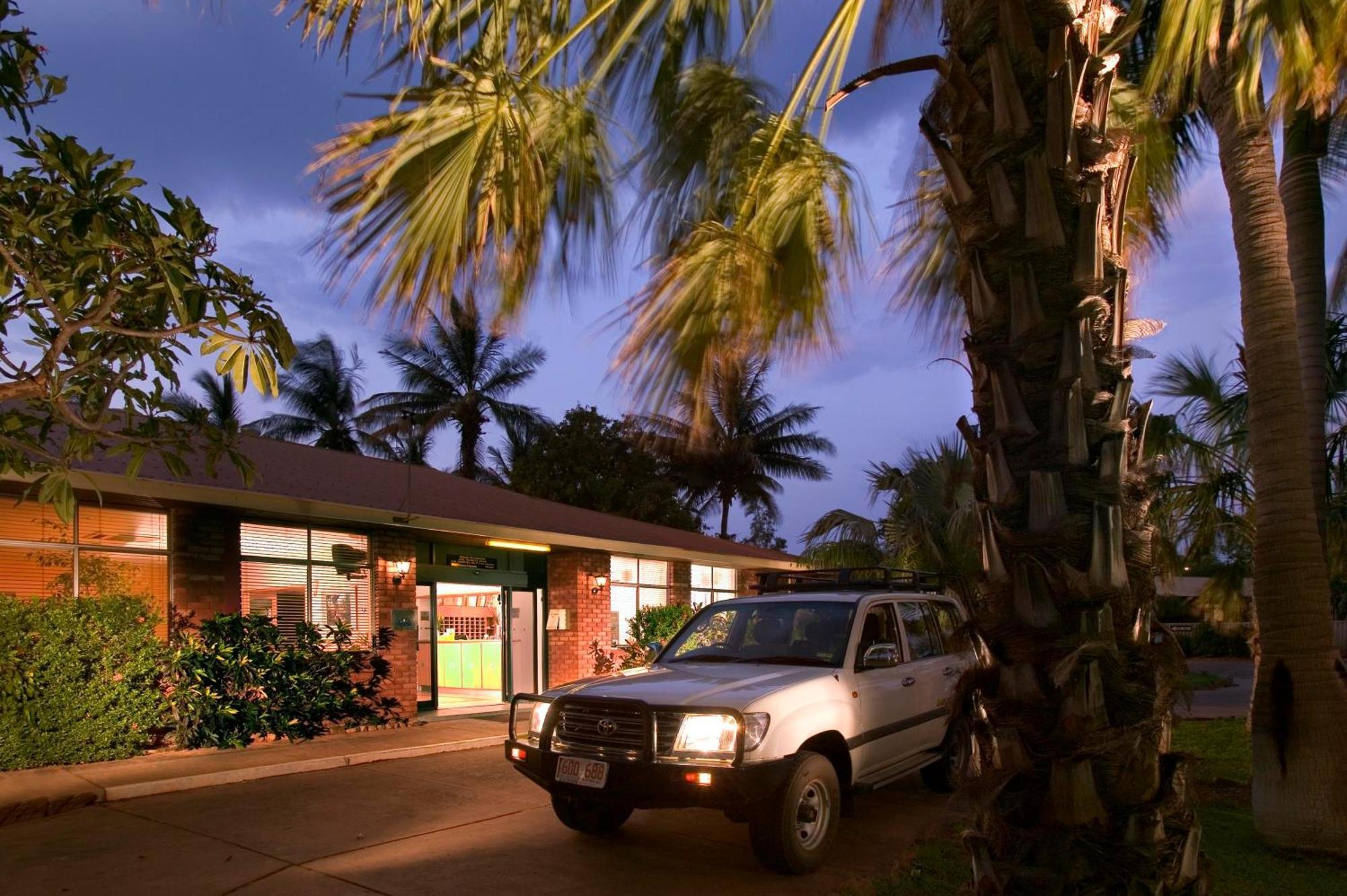Hotel The Cambridge Kununurra Esterno foto